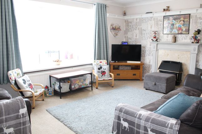 3, Greaves Street, Alfreton photo 5