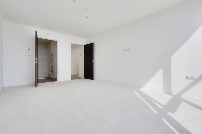 Primary Bedroom F11