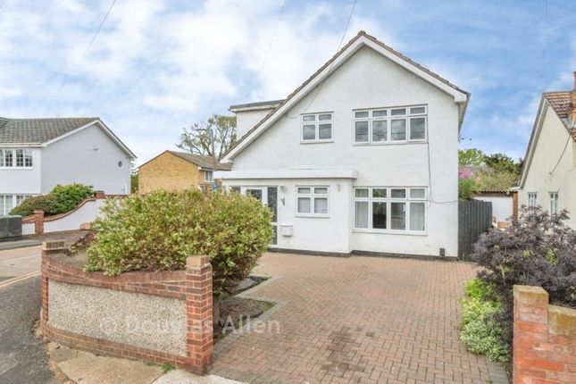4-bed detached on 105, Parsonage Road, Rainham, £580,000