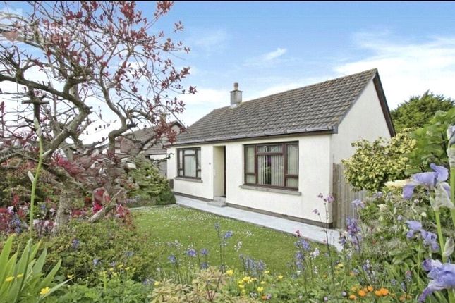 2-bed house on 26, Trelawney Avenue, Redruth, £150,000