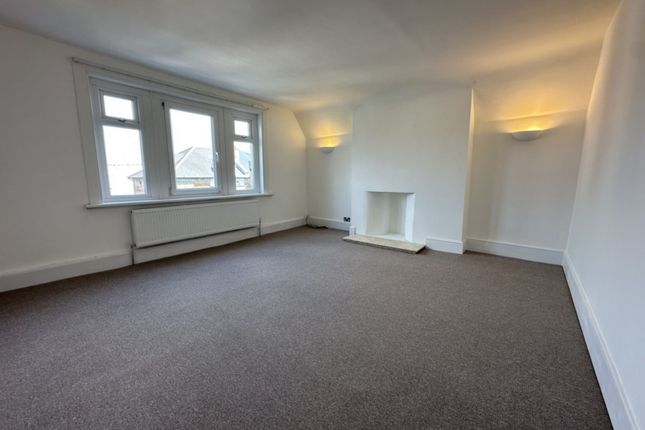 Flat 4 15, Ingles Road, Folkestone photo 3