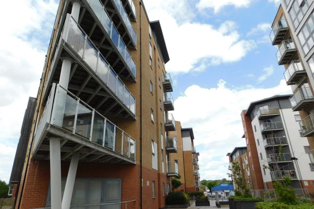 Thumbnail Flat to rent in Sail House, Colchester