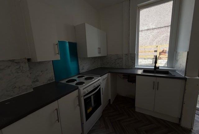 16, Hopefield, Newport photo 5