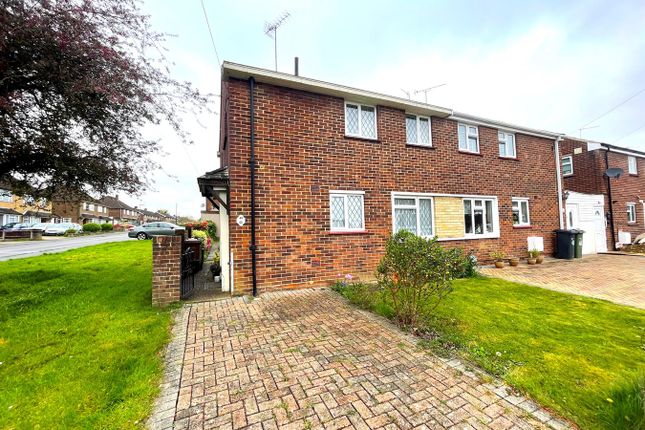 Thumbnail Semi-detached house for sale in Rickyard, Guildford