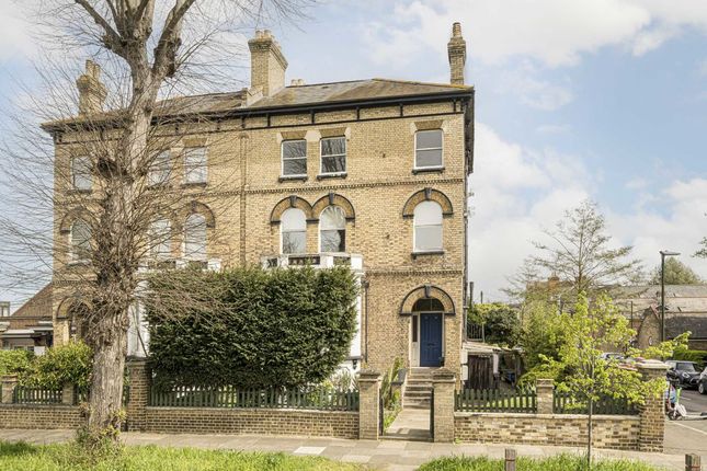 Flat to rent in Church Grove, Hampton Wick, Kingston Upon Thames