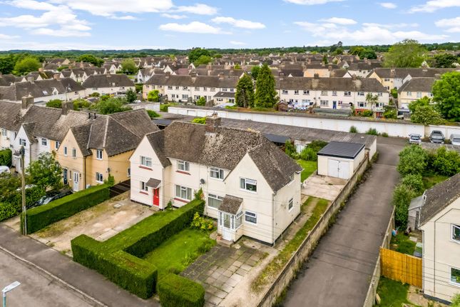 Thumbnail Semi-detached house to rent in Oakley Road, Cirencester, Gloucestershire