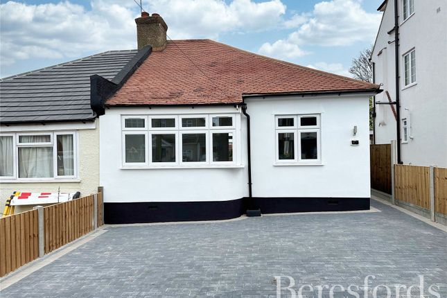 Bungalow for sale in Westland Avenue, Hornchurch
