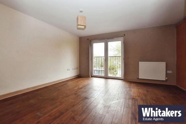 Thumbnail Flat to rent in Hainsworth Park, Hull