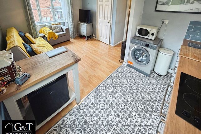 103 Ragees Road, Kingswinford photo 3