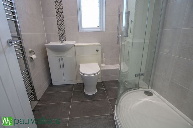 44, Hollybush Way, Waltham Cross photo 4