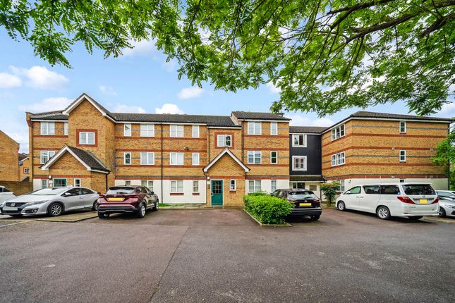 Flat for sale in Polsten Mews, Enfield