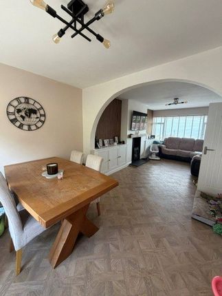 37, Ffordd Y Graig, Abergele photo 3