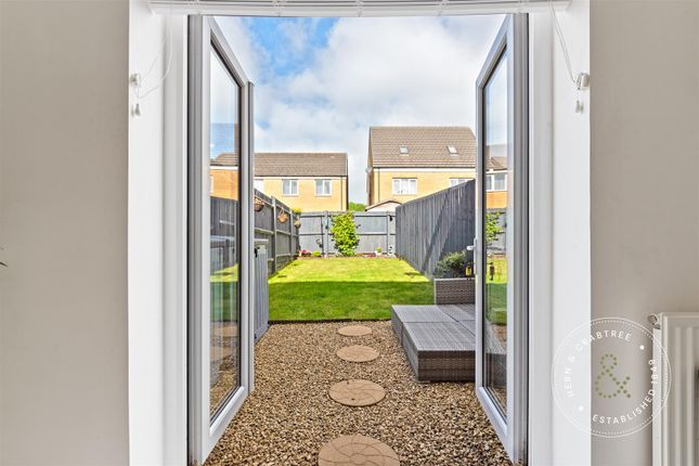 22 Eastside Quarter, Maelfa, Cardiff photo 3