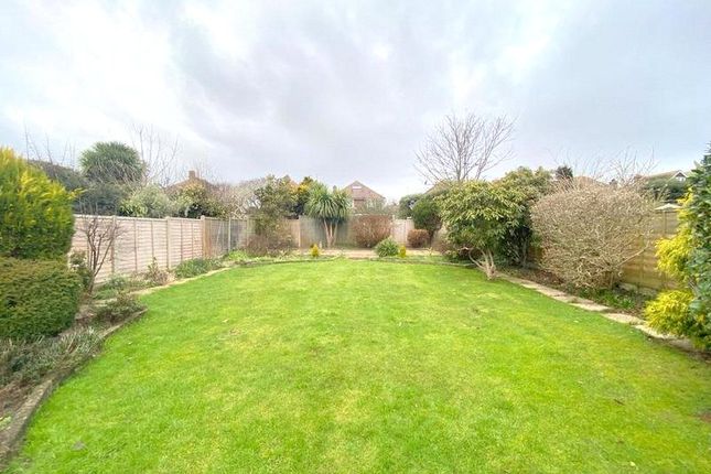 27, Angus Road, Worthing photo 3