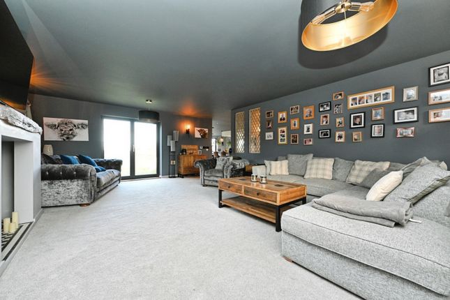 Cley Cottage,, The Marsh, Wisbech photo 3