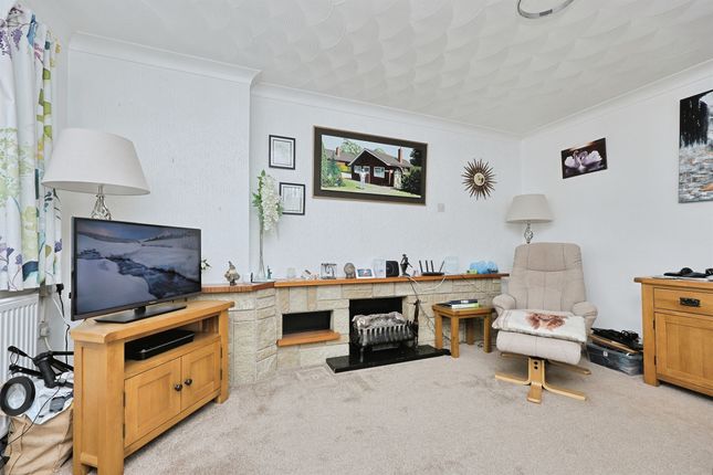 Lizann, Hillside, Swaffham photo 4