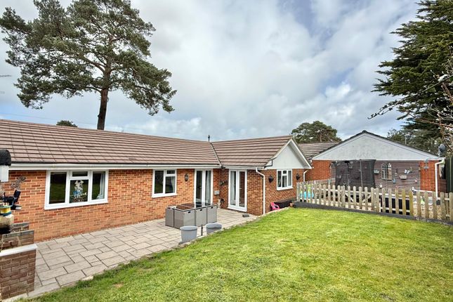 11a Compton Beeches, St. Ives, Ringwood photo 2