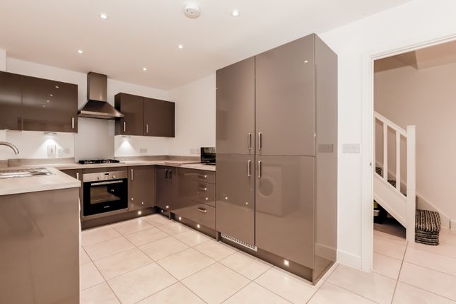 63, Flanders Close, Bicester photo 2