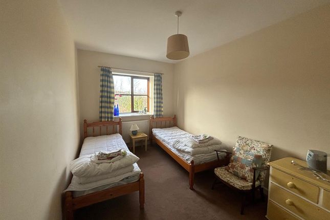 Flat 5, The Old School House, Launceston photo 5