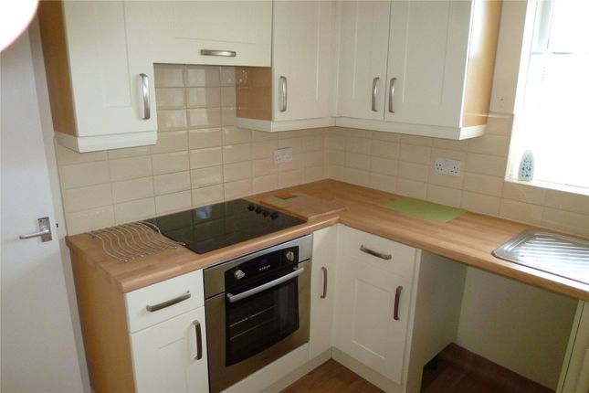 8, Baxter Gardens, Worcestershire photo 3