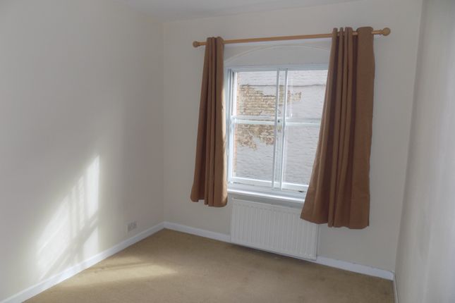 23 - 27  Market Place, Ashbourne Derbyshire photo 3