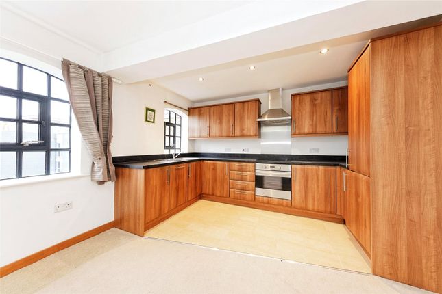 9, Weir Court, Canterbury photo 4