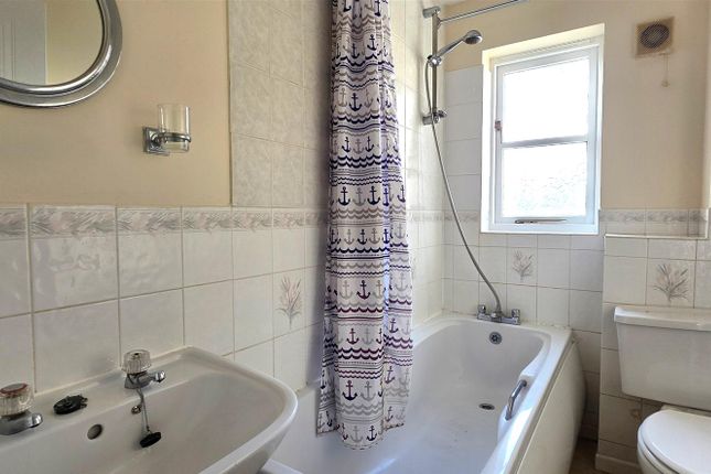 38, Wheatridge Road, Belmont photo 2