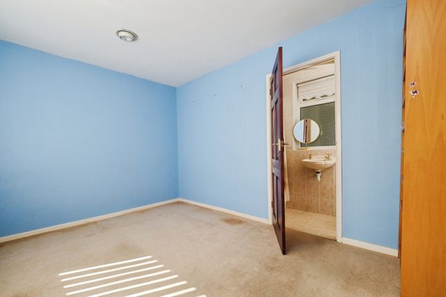 6, Brookside Avenue, Nottingham photo 3