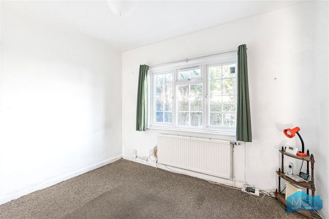 94, Steeds Road, London photo 4