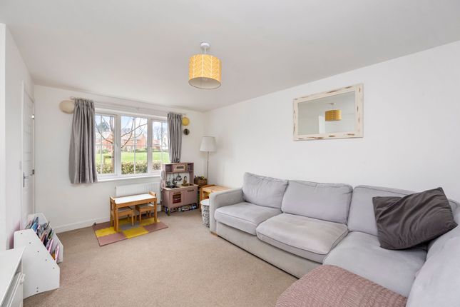 25 Thompson Drive, Pulborough photo 4