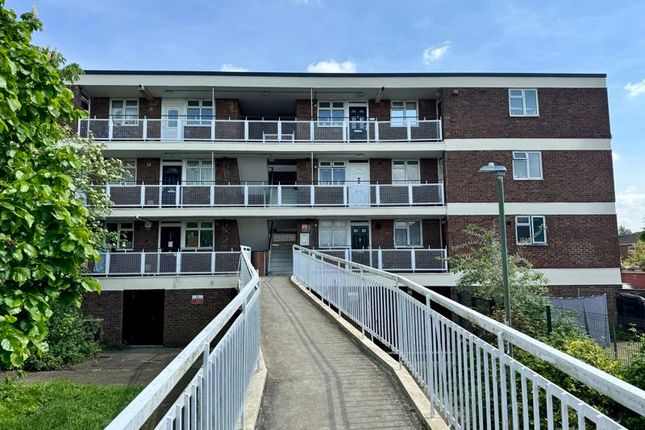 Flat for sale in Long Banks, Harlow
