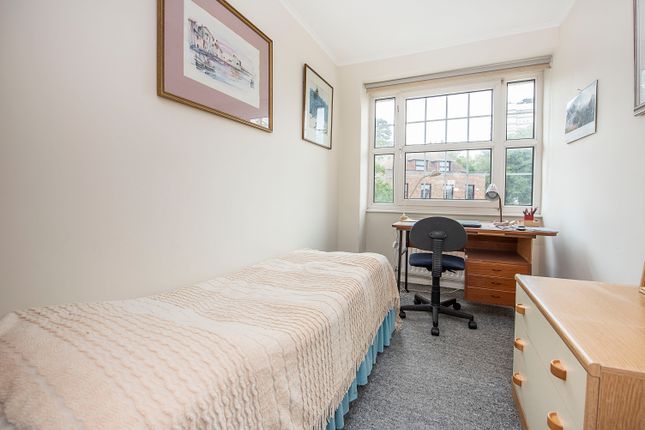 End terrace house for sale in Newstead Way, London