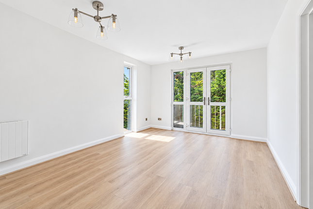 Flat 5, Carey Court, Carey Court, Gravel Hill Close, London, DA6 7NT, London photo 2