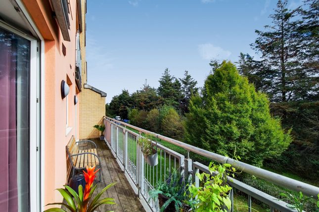 Flat for sale in Wooldridge Close, Feltham