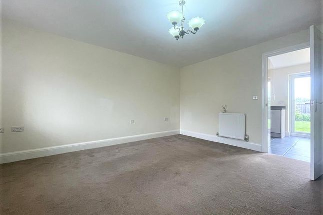 11, Aspen Way, Beverley photo 4
