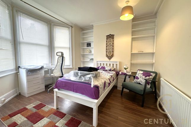 55, Alfred Road, KINGSTON UPON THAMES photo 5