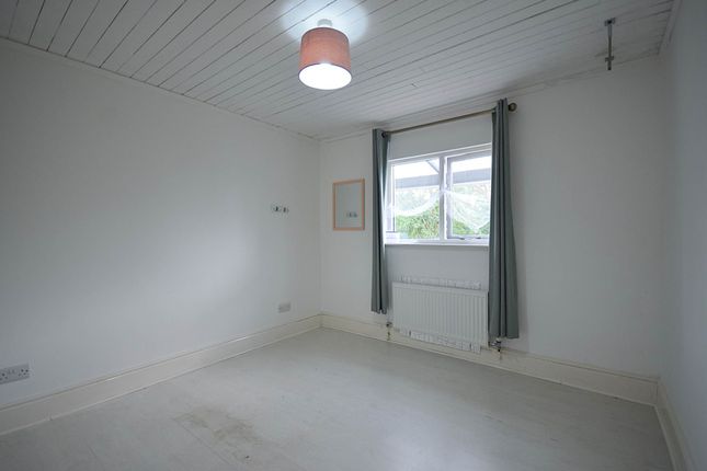 Cedar Bungalow, Pyt Close, Bideford photo 3