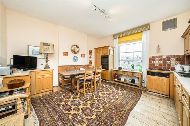 8, Gloucester Crescent, London photo 4