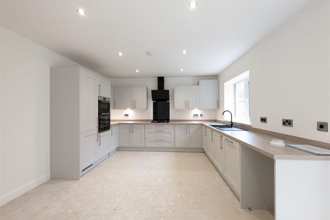 5, Grange Way, Gristhorpe photo 3