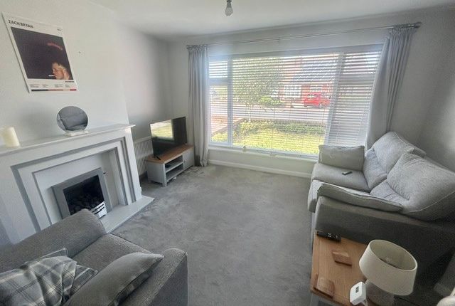 53, THORNTON-CLEVELEYS photo 3