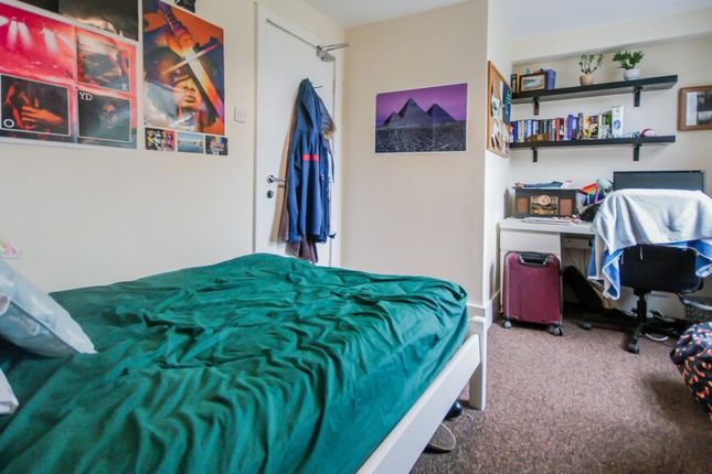 31, Hubert Road, Birmingham photo 5