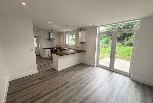 3, The Crescent, White Cross Road, SWAFFHAM photo 4