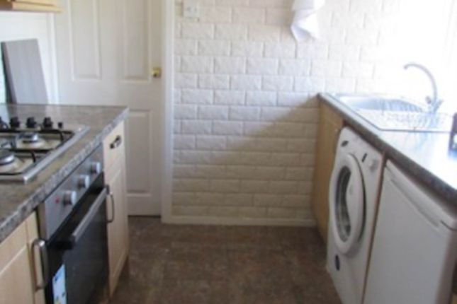 7, Birds Nest Road, Newcastle Upon Tyne photo 4