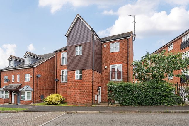 Thumbnail Flat for sale in Honeymans Gardens, Droitwich