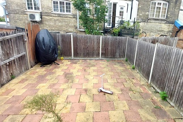 39, Leadale Road, London photo 3