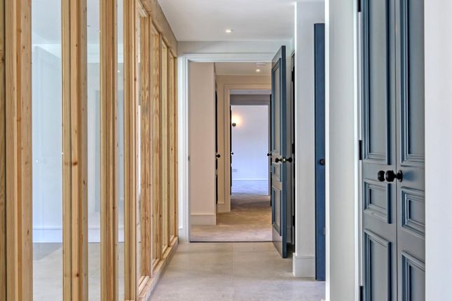 Full Height Internal Glazing