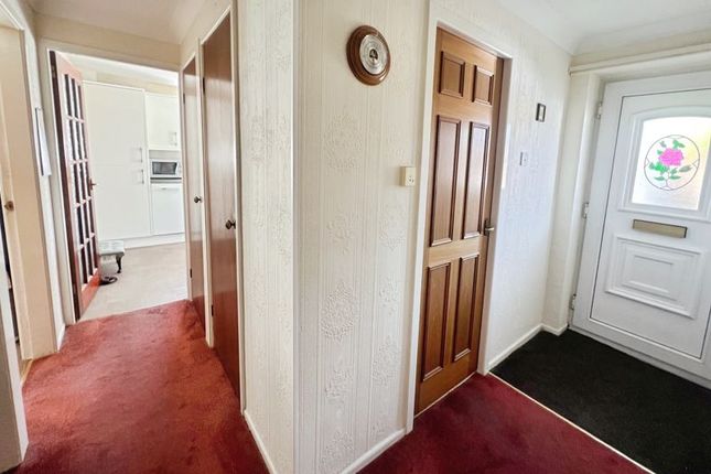 9, Highbridge Close, Bolton photo 4