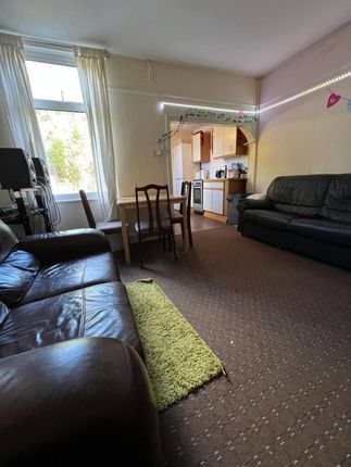 Semi-detached house to rent in Gregory Avenue, Nottingham