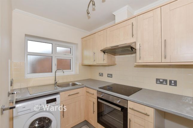 Anne Marie Court, Stanley Road, Herne Bay photo 4