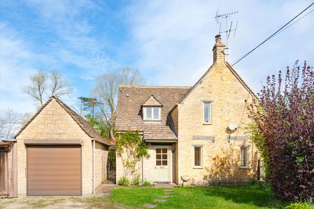 Detached house for sale in Horcott Road, Fairford, Gloucestershire